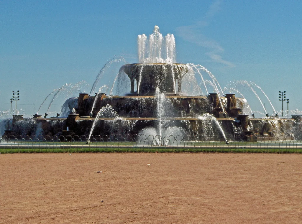 Fuente Buckingham en Grant Park de Chicago, punto conocido para quien maneja con placa temporal en Illinois