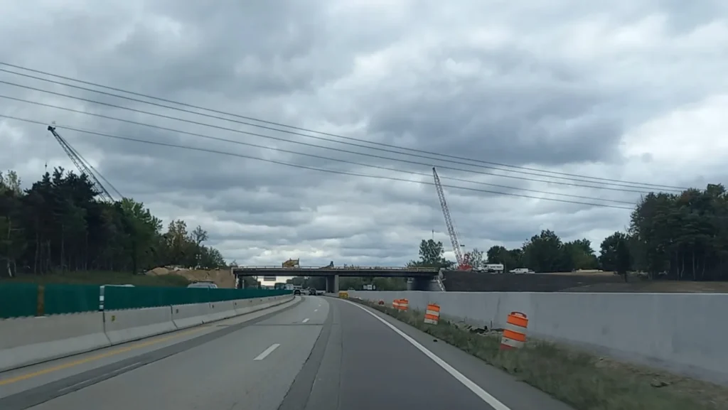 Interestatal 94 en obras cerca de Benton Harbor, en el suroeste de Míchigan, corredor hacia Chicago que se recorre con permiso temporal para circular en Míchigan